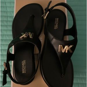 MK Jilly Flat Sandal Nappa Faux Leather (Black) size 7